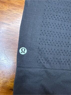 lululemon athletica Black Perforated Women's Tank Top